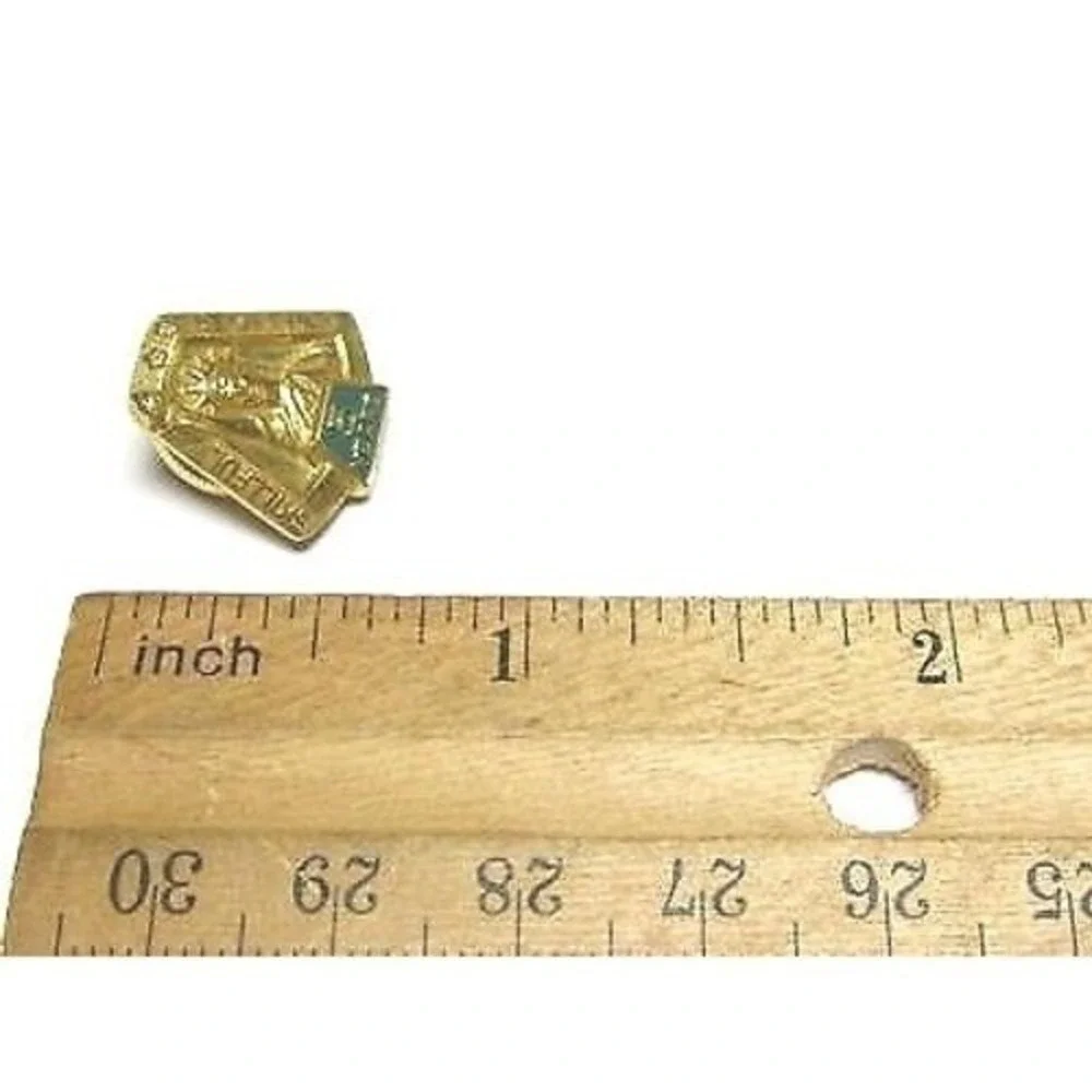 Vintage‎ Skillful Driver 5 Years Gold Toned Screw On Shirt Stud Pin Jewelry